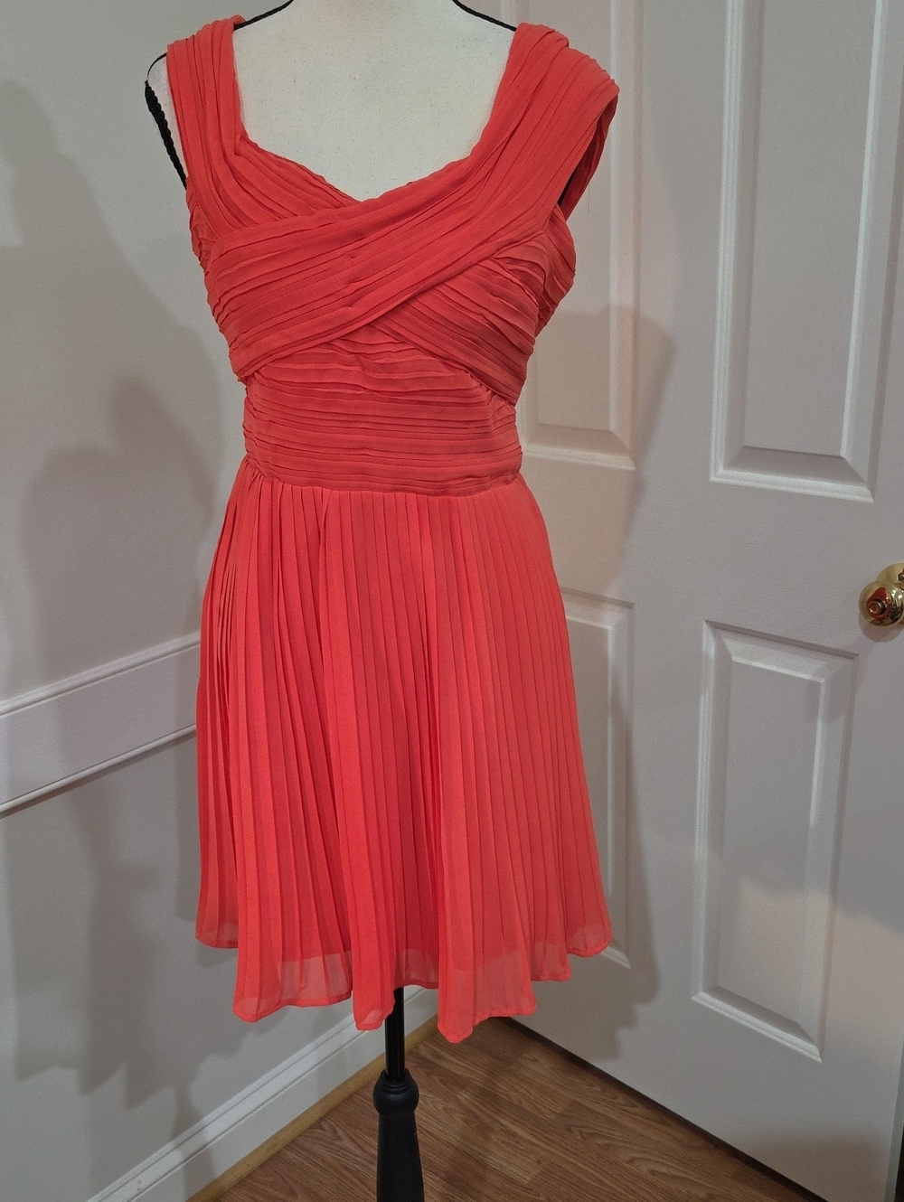 BB Dakota Anu Pleated Coral Dress - Size 4